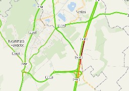 Un camion en portefeuille, l'autoroute A16 coupée à hauteur de Nesles