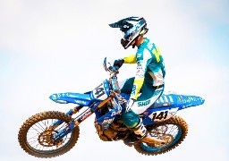 Top départ du motocross de Cassel, avec le retour de Milko Potisek