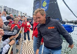 Boulogne-sur-mer : des élèves du collège Haffreingue croisent les skippers Thomas Ruyant, Samantha Davies et Violette Dorange.