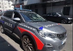 A Boulogne sur mer : un chien sorti à temps d'une voiture garée en plein soleil !