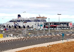 Les doutes sont levés au port de Calais, le trafic des ferries reprend progressivement