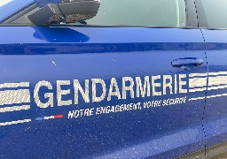 Recques-sur-Hem : une voiture termine dans le fossé, le couple alcoolisé prend la fuite avec son enfant.