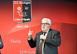 Frédéric Cuvillier, le maire de Boulogne sur mer rend hommage à Jacques Wattez.