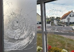 Somme : la mairie et plusieurs voitures vandalisées dans un village
