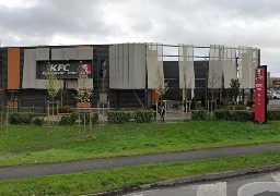 Dunkerque: un homme retrouvé mort dans les toilettes d'un KFC au bout de 30 heures, la famille réclame justice