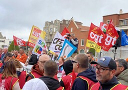 Manifestations : une mobilisation moins forte mais qui tient... 