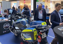 Jusque Samedi à la Cité Europe, policiers et gendarmes ne marchandent pas la sécurité routière !