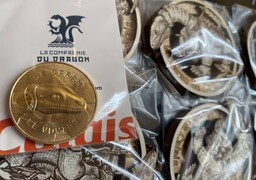 Avant l’Odyssée du Varan de Voyage, deux boutiques ont ouvert à Calais.