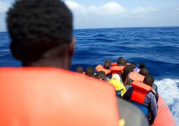 Calais : trois migrants sauvés de la noyade après une chute en mer lors d’une tentative de traversée