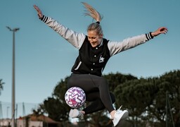 Etaples : Mélody Donchet décroche un troisième record au Guinness World Records