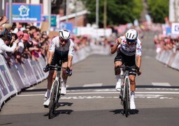 4 Jours de Dunkerque : Victor Papon surprend tout le peloton et signe sa première victoire pro à Liévin