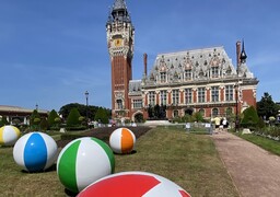 Les œuvres de Patricia Cunha colorent le cœur de Calais !
