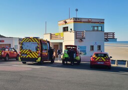 Ecault : plusieurs migrants tentent d'embarquer à bord d'un taxi-boat, les secours interviennent