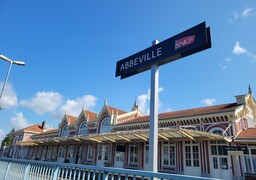 Abbeville : une clôture de 800 mètres installée autour de la gare après plusieurs tentatives d’installation de migrants