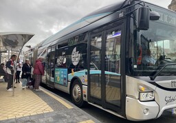 Calais : une fillette de 7 ans saisie au cou dans un bus ce mercredi ? Une enquête est en cours