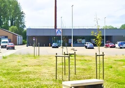 Attin : un homme agressé au couteau devant le magasin Aldi
