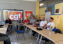 Calais : la CGT et la FSU se mettent au service des lycéens et leur ouvrent les portes de la Bourse du travail pour se réunir !