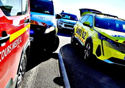 A16 : plus de 4 km de bouchons et deux blessés après un carambolage dans une zone de travaux 