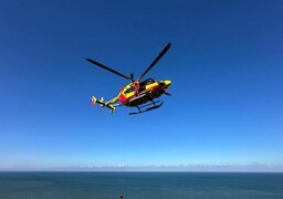 Audinghen : un homme de 35 ans secouru au pied des falaises grâce à l'hélicoptère Dragon 76