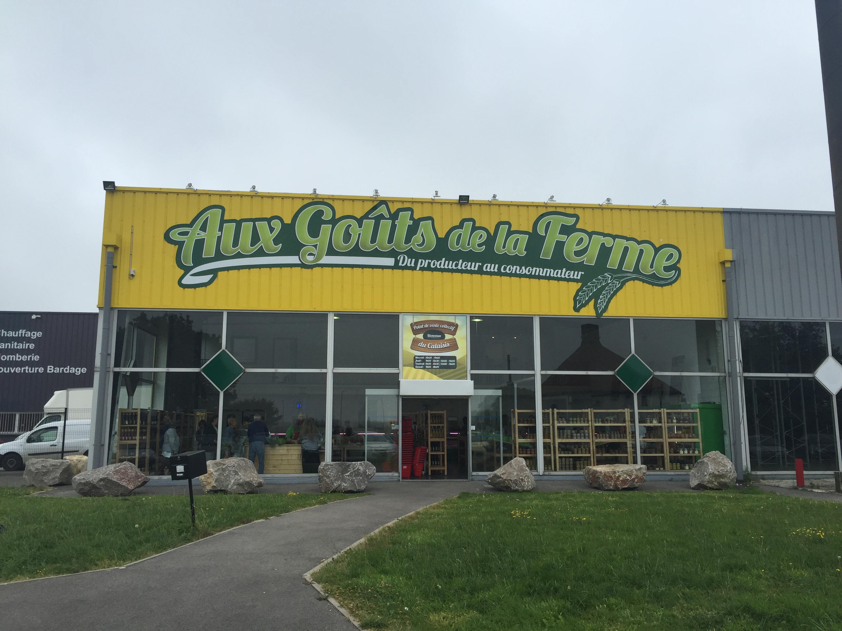 Le magasin "Aux goûts de la ferme" à Calais, remporte un franc succès !